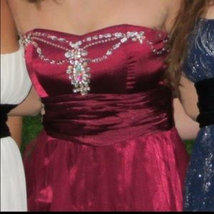 Midi maroon formal dress